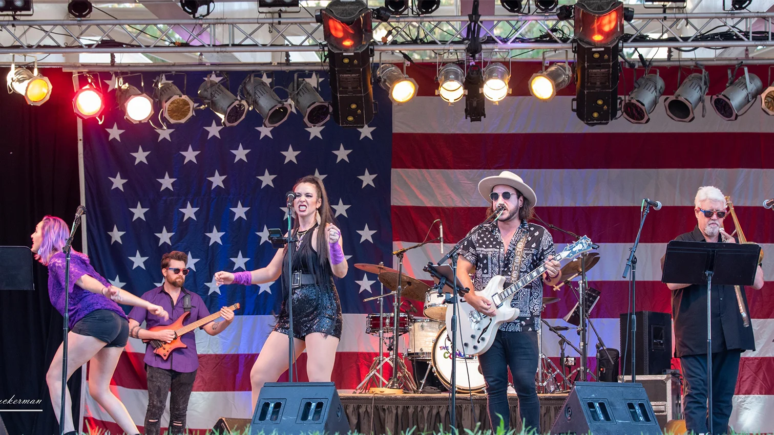The Convertibles Band @ Amazon's July 4th Extravaganza VCC (06)